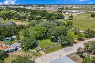 20 Hambleton Rd, Victoria, TX 77905 - Photo 40