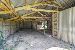 20 Hambleton Rd, Victoria, TX 77905 - Photo 34