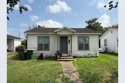 1105 E San Antonio Street, Victoria, TX 77901 - Photo 6