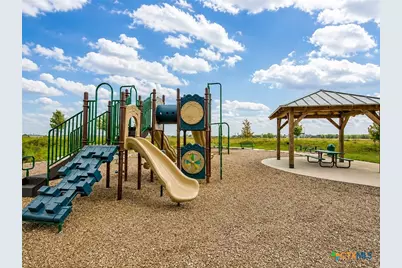 2445 Ayers Dr., Seguin, TX 78155 - Photo 14