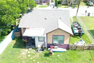 1003 E San Antonio St, Victoria, TX 77901 - Photo 4
