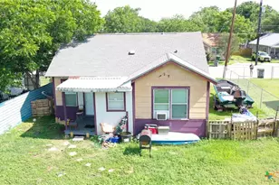1003 E San Antonio St, Victoria, TX 77901 - Photo 2