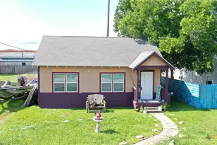 1003 E San Antonio St, Victoria, TX 77901 - Photo 1