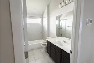 139 Lyndon Dr, San Marcos, TX 78666 - Photo 16