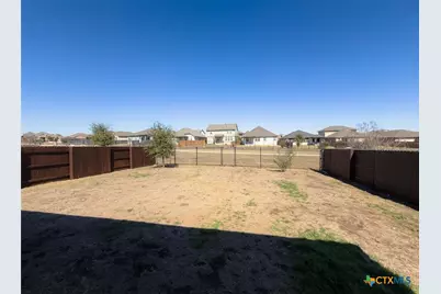 139 Lyndon Drive, San Marcos, TX 78666 - Photo 2