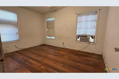 3606 Greenwood Street, Victoria, TX 77901 - Photo 14