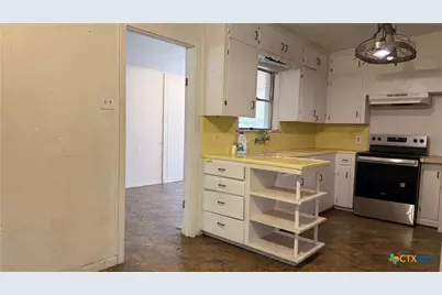 3606 Greenwood Street, Victoria, TX 77901 - Photo 10