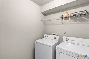 213 Hoya Ln, San Marcos, TX 78666 - Photo 8