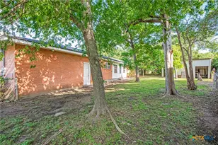 1401 N East St, Belton, TX 76513 - Photo 26