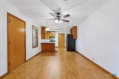 1401 N East Street, Belton, TX 76513 - Photo 18