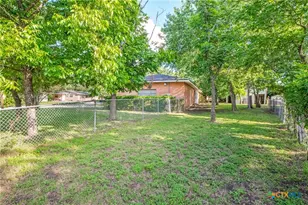 1401 N East St, Belton, TX 76513 - Photo 26