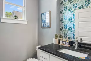 504 Blackson Ave, Austin, TX 78752 - Photo 18