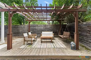 504 Blackson Ave, Austin, TX 78752 - Photo 32