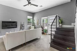 504 Blackson Ave, Austin, TX 78752 - Photo 8