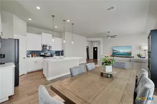 708 Willowbrook, New Braunfels, TX 78130 - Photo 14