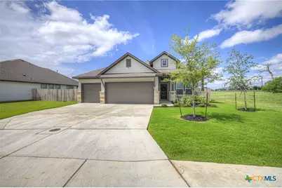 708 Willowbrook, New Braunfels, TX 78130 - Photo 2