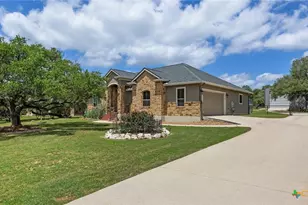 2227 Deer Run Ridge, New Braunfels, TX 78132 - Photo 2