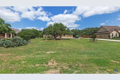 2227 Deer Run Ridge, New Braunfels, TX 78132 - Photo 32