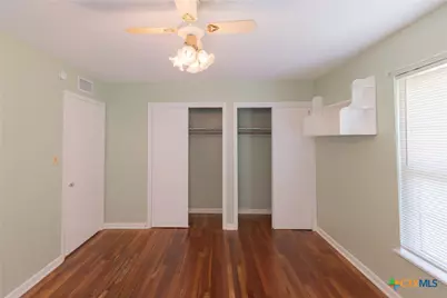 2001 E Rosebud Avenue, Victoria, TX 77901 - Photo 14