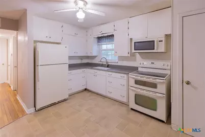 2001 E Rosebud Avenue, Victoria, TX 77901 - Photo 16