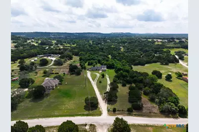 769 County Road 4804, Copperas Cove, TX 76522 - Photo 2