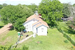 1704 N Goldman St, Victoria, TX 77901 - Photo 4