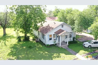 1704 N Goldman Street, Victoria, TX 77901 - Photo 2