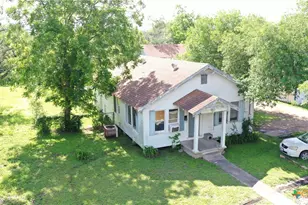1704 N Goldman St, Victoria, TX 77901 - Photo 2