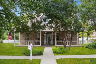 1405 Azalea Ln, New Braunfels, TX 78130 - Photo 4