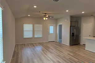 1335 Brookfield St, Temple, TX 76504 - Photo 2
