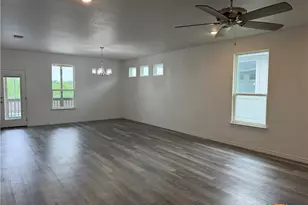 1924 Hayes St, Temple, TX 76502 - Photo 6