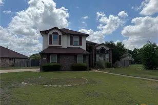 2208 Illinois Dr, Harker Heights, TX 76548 - Photo 2