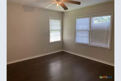 1401 S 47th Street, Temple, TX 76504 - Photo 4