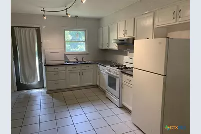 1401 S 47th Street, Temple, TX 76504 - Photo 2
