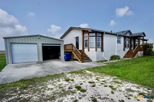1108 W Tyler Ave, Port O'Connor, TX 77982 - Photo 34