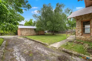 111 Basel St, New Braunfels, TX 78130 - Photo 32