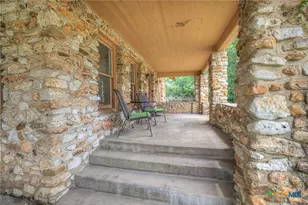 111 Basel St, New Braunfels, TX 78130 - Photo 6