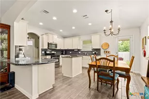 357 Creekview Way, New Braunfels, TX 78130 - Photo 6