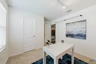404 Signe, Seguin, TX 78155 - Photo 24