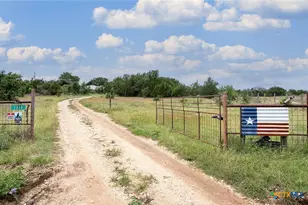 7075 Rr 1869, Liberty Hill, TX 78642 - Photo 32