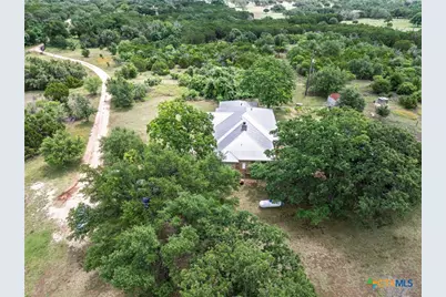 7075 Rr 1869, Liberty Hill, TX 78642 - Photo 30