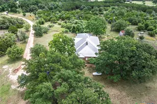 7075 Rr 1869, Liberty Hill, TX 78642 - Photo 30