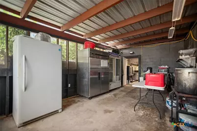 619 Broadway Street, Port Lavaca, TX 77979 - Photo 20
