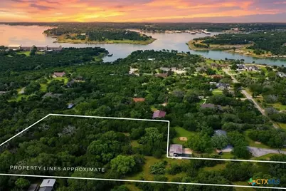 63 Cedar Trails Drive, Morgans Point, TX 76513 - Photo 2