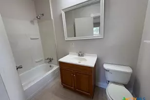236 Hilltop Dr, Victoria, TX 77905 - Photo 16