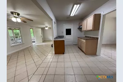 236 Hilltop Drive, Victoria, TX 77905 - Photo 16