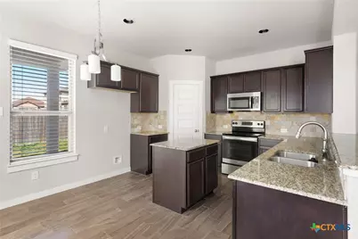 561 Creekside Forest, New Braunfels, TX 78130 - Photo 4