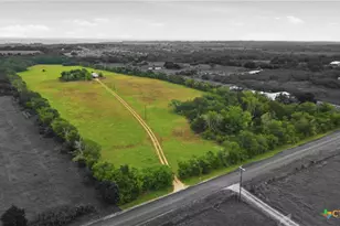 11615 Kingsbury Rd, Kingsbury, TX 78638 - Photo 2