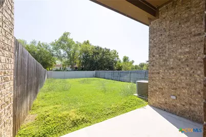 570 Creekside Circle, New Braunfels, TX 78130 - Photo 2