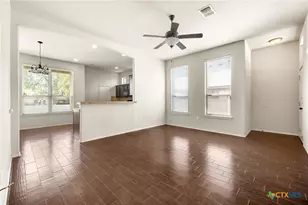 570 Creekside Cir, New Braunfels, TX 78130 - Photo 16